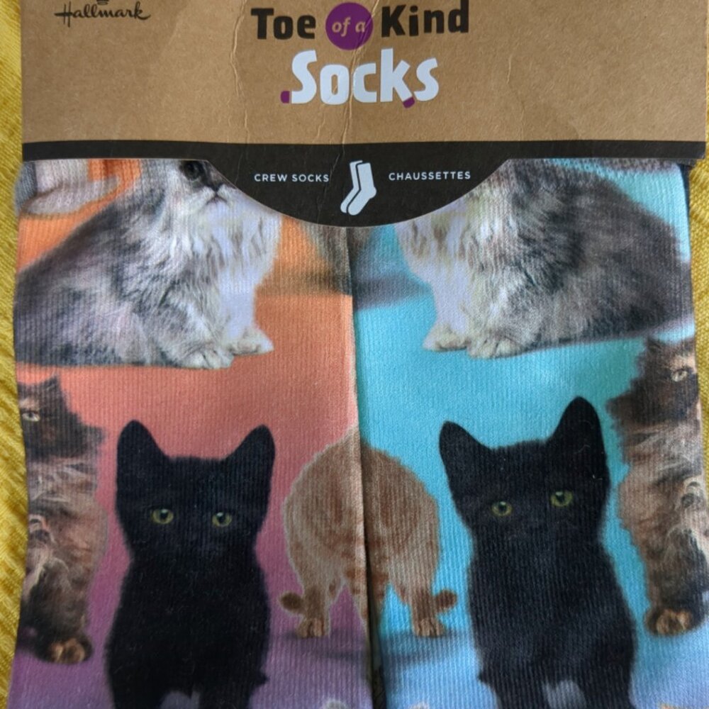 Toe of a Kind Hallmark Cat Socks